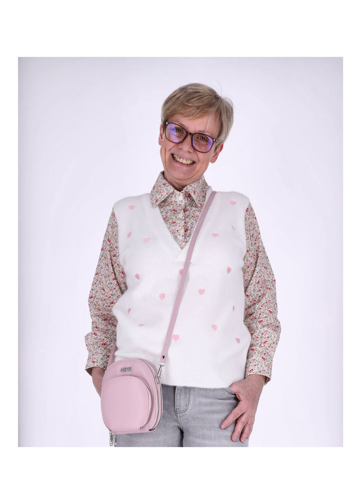 Strick Pullunder Damen mit Bluse unterlegt