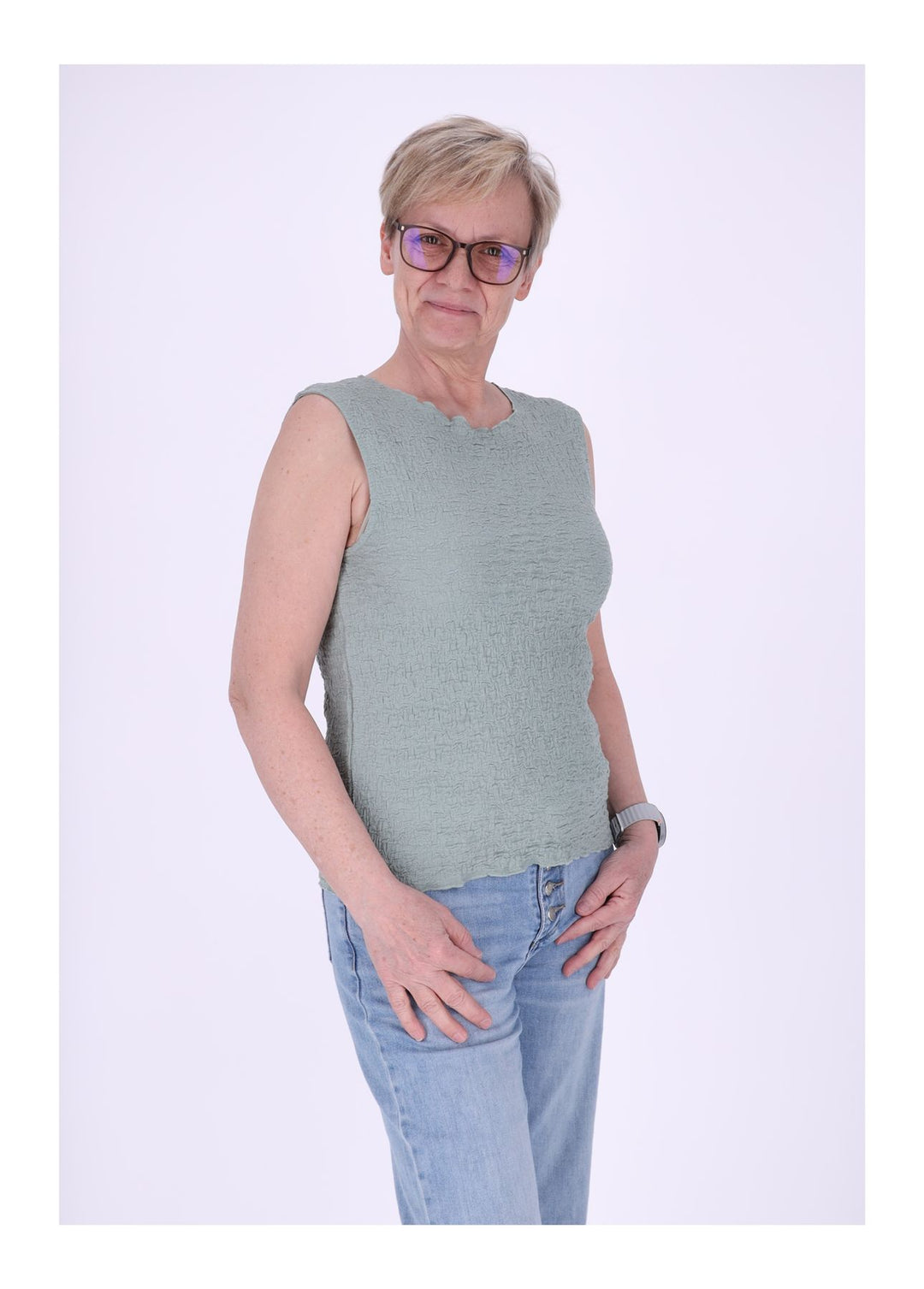 New View Cropped T-Shirt Damen