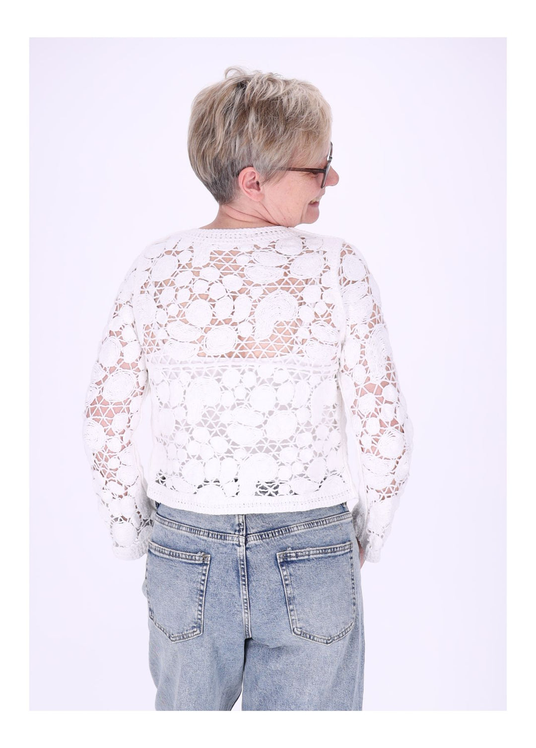 Häkeljacke Damen angedeutete Taschen