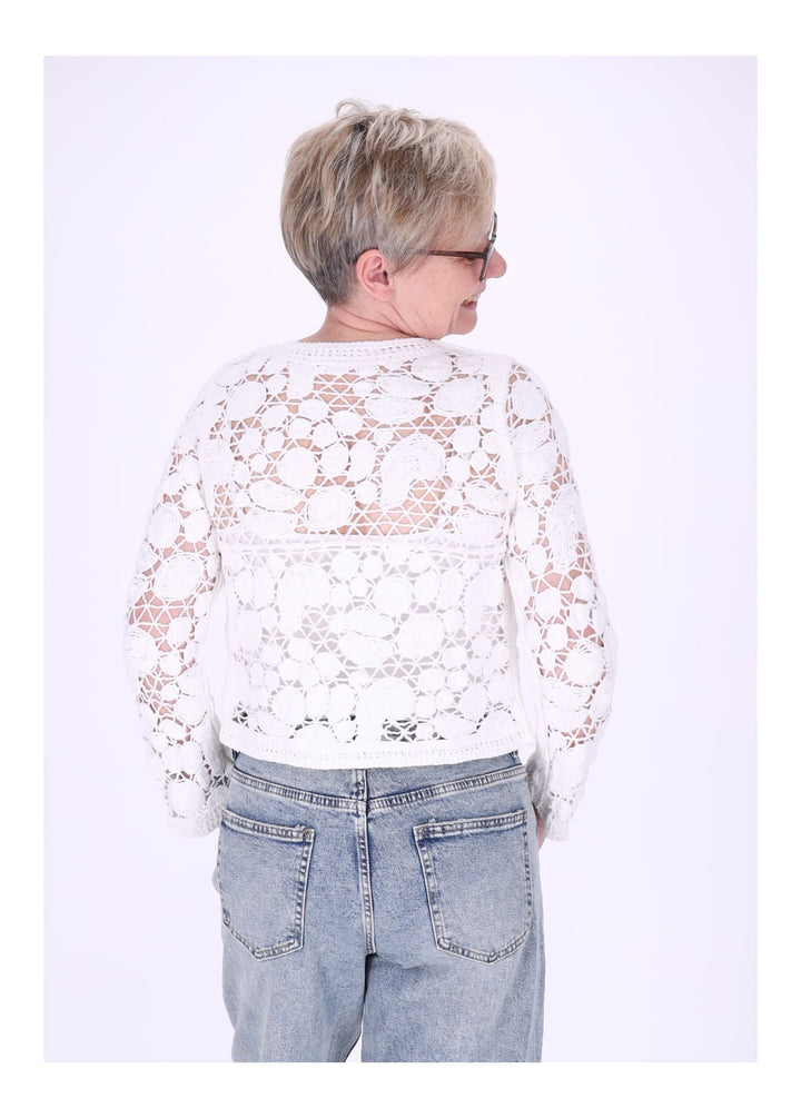 Häkeljacke Damen angedeutete Taschen