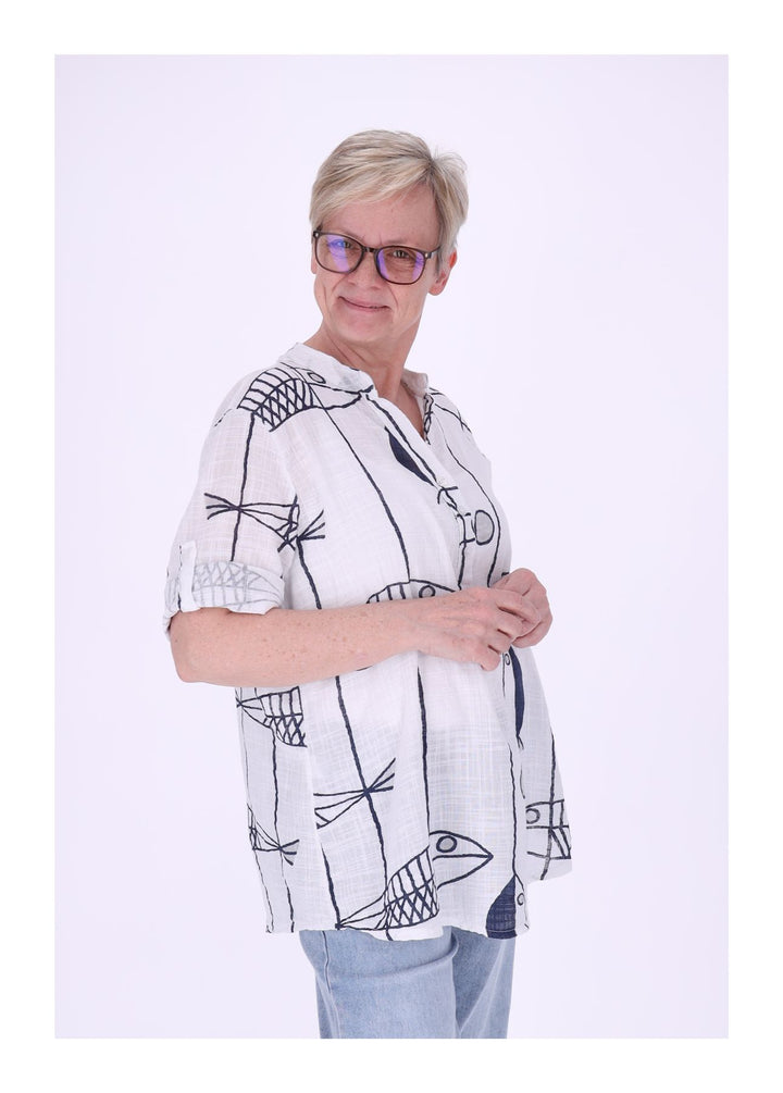 Blusenshirt Damen Stehkragen kurze Knopfleiste AOP