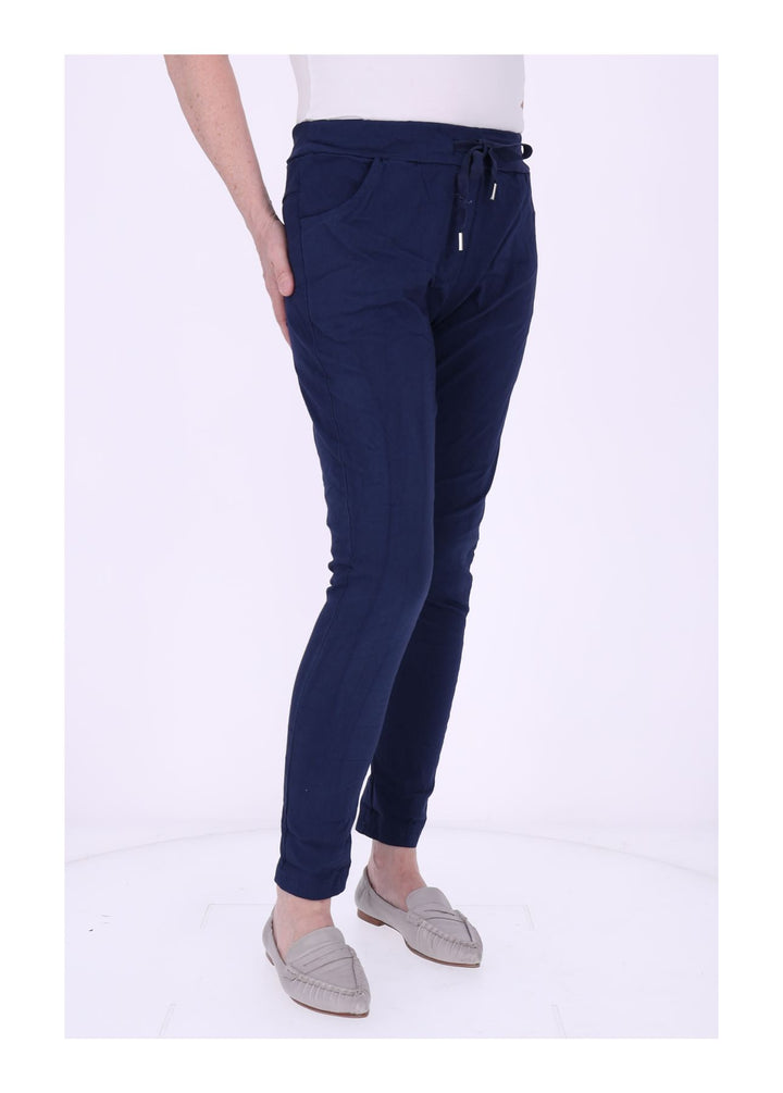 Jog-Pant schmal geschnitten