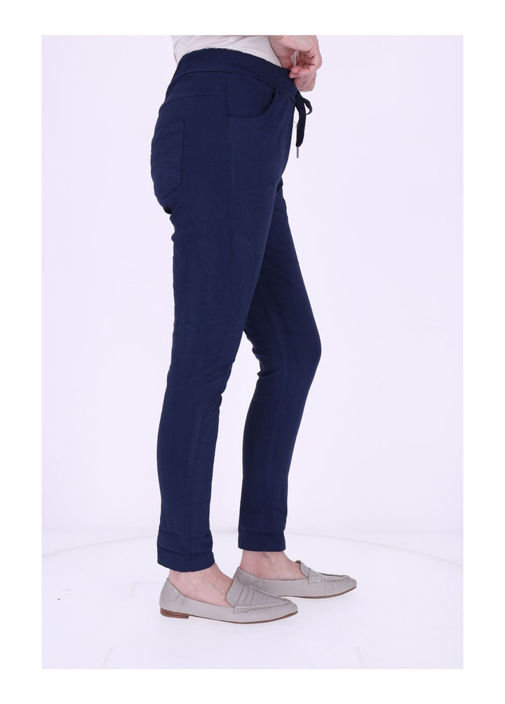 Jog-Pant schmal geschnitten