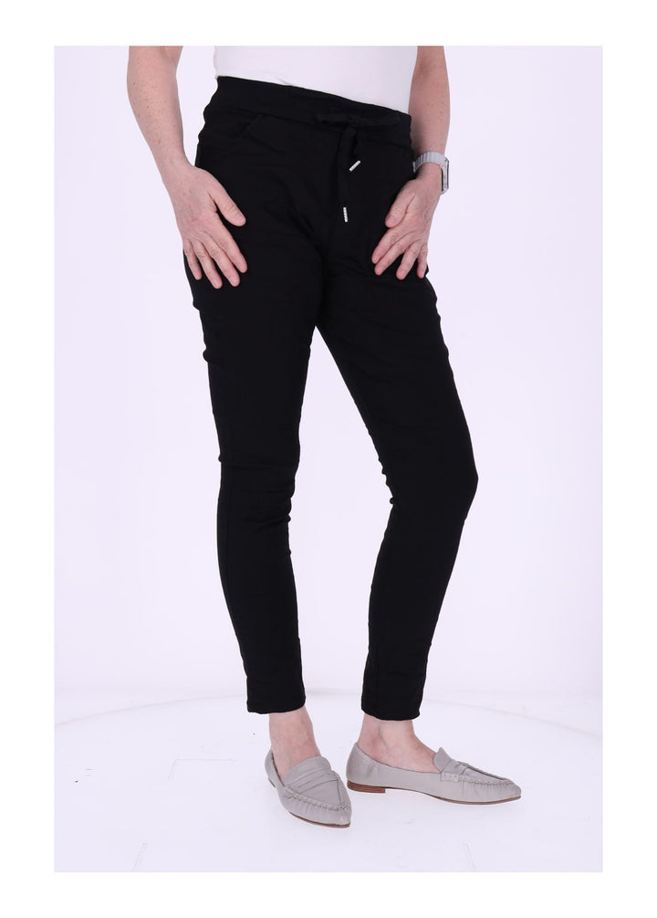Jog-Pant schmal geschnitten