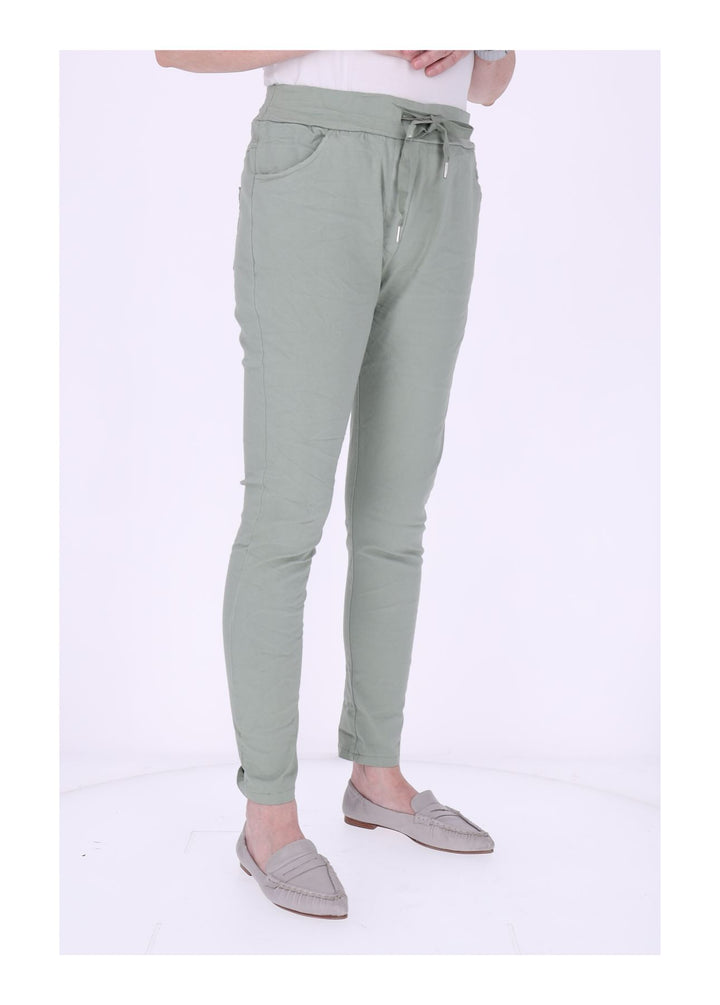 Jog-Pant schmal geschnitten