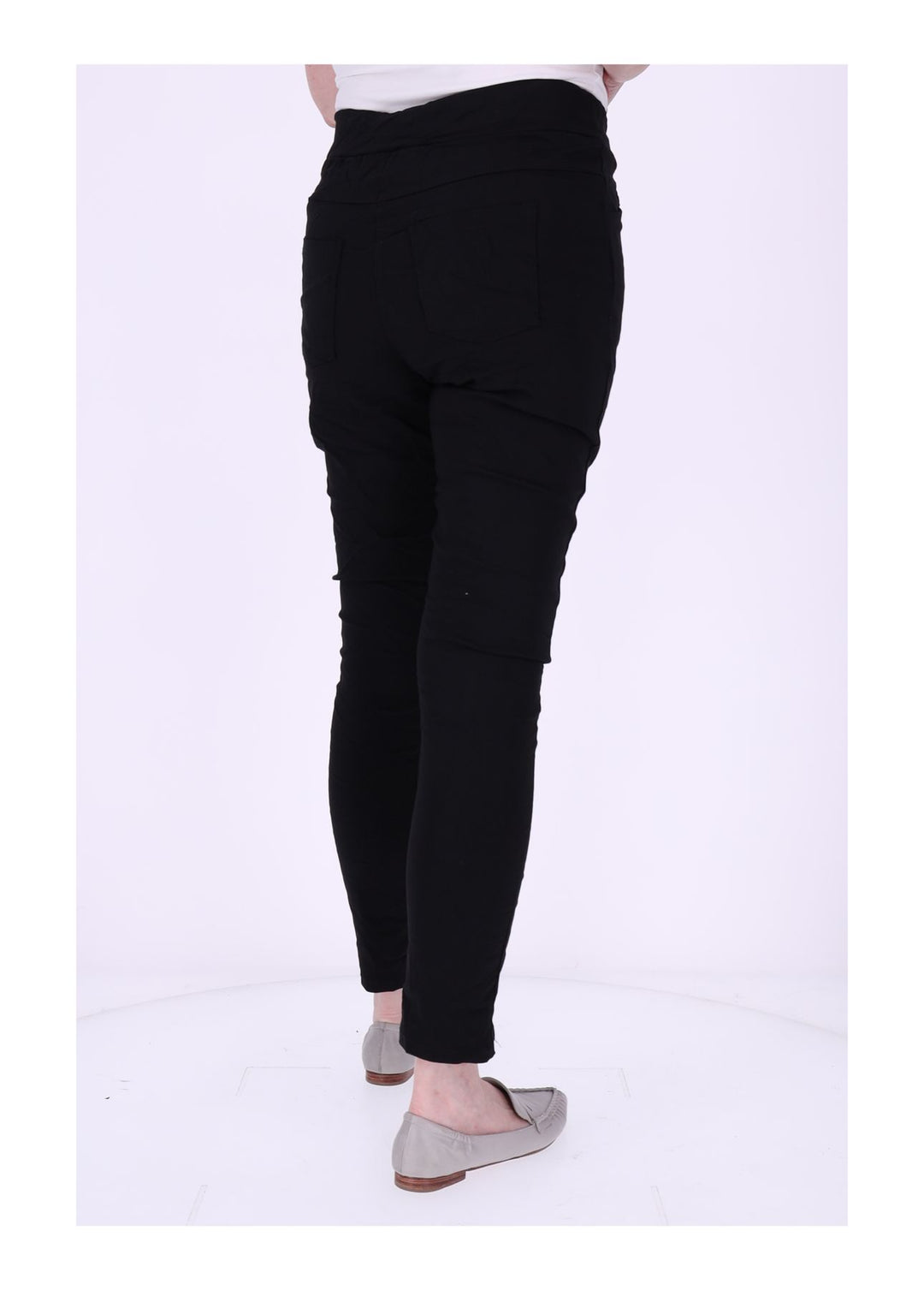 Jog-Pant schmal geschnitten
