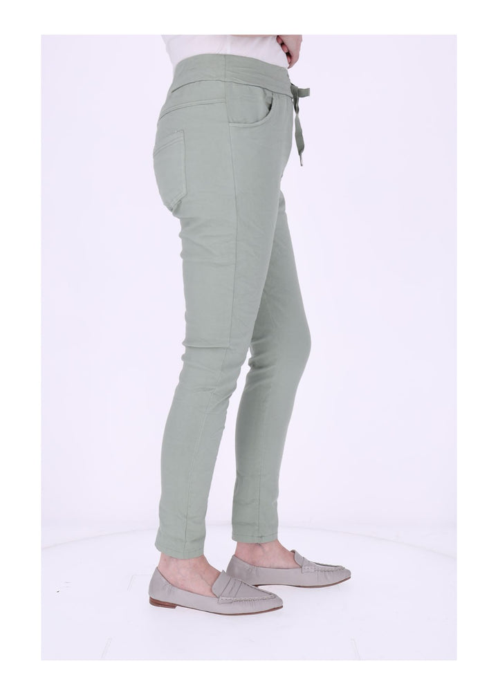 Jog-Pant schmal geschnitten