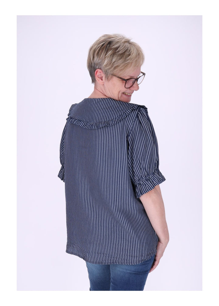 Bluse Jeansoptik AOP Streifen großer Kragen
