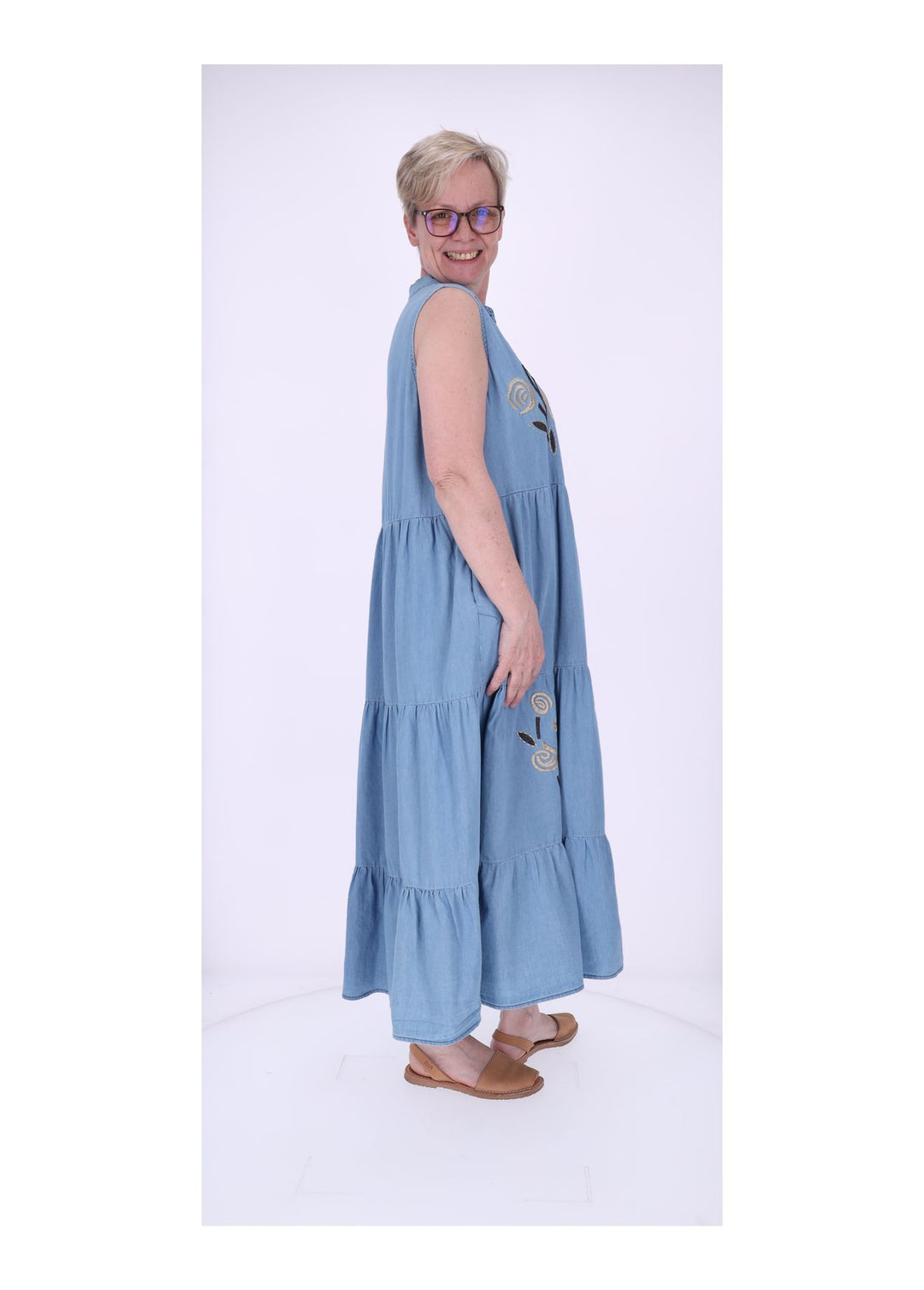 Kleid Damen Jeans Stufen Stickerei