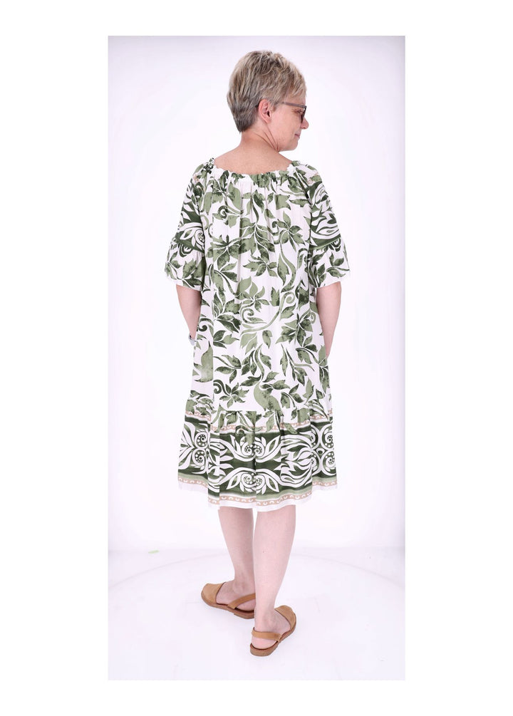 Stufen Kleid 1/2 Arm AOP Blätter
