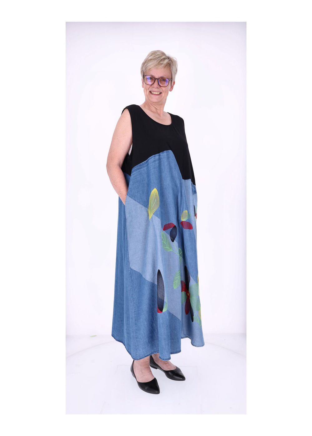 Kleid Maxi ohne Arm Materialmix Jeans Jersey Stickerei