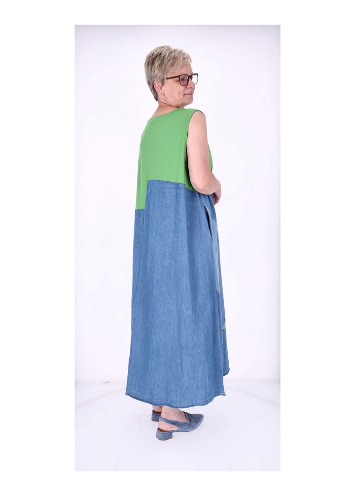 Kleid Maxi ohne Arm Materialmix Jeans Jersey Stickerei