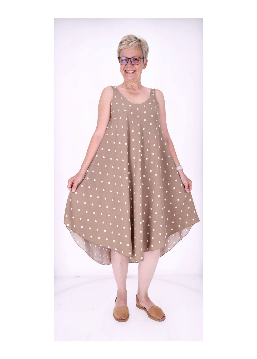 Kleid schmale Träger A-Form AOP Punkte