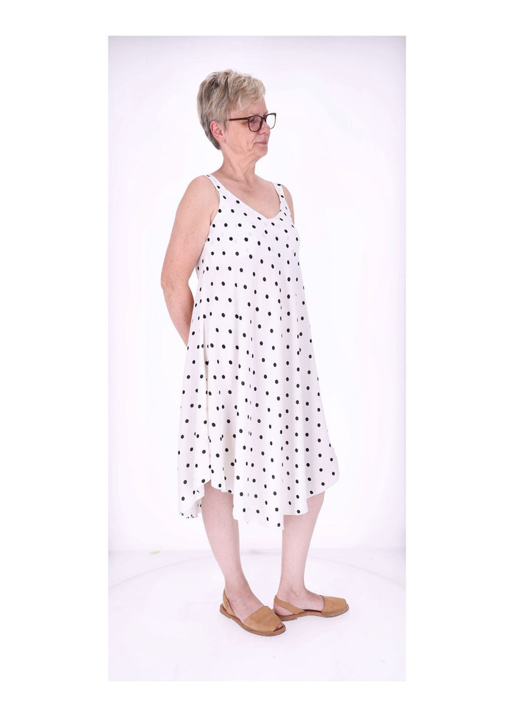 Kleid schmale Träger A-Form AOP Punkte