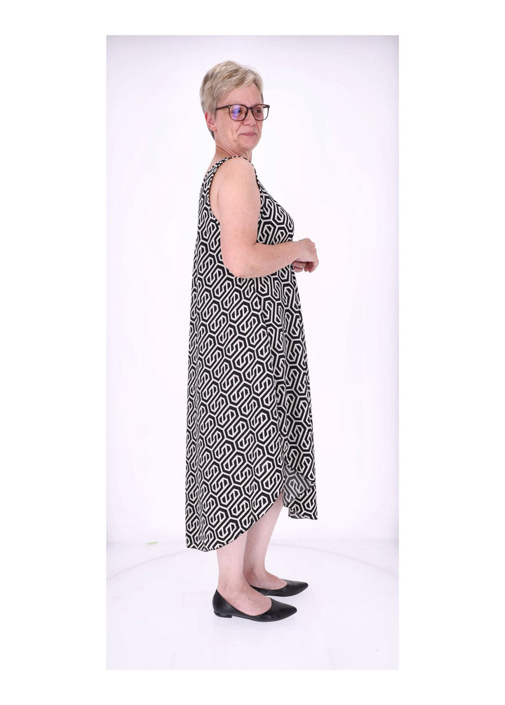 Kleid breite Träger A-Form AOP grafisch klein