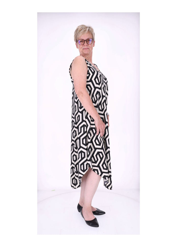 Kleid breite Träger A-Form AOP grafisch groß