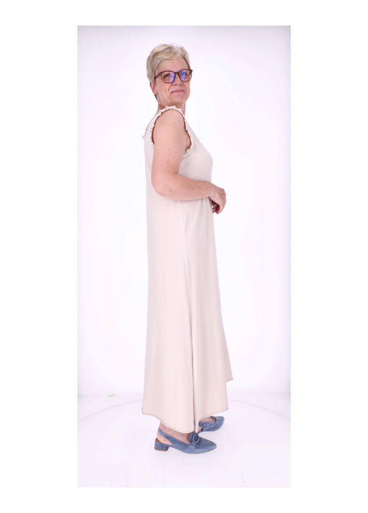 Kleid Maxi ohne Arm Schlitz Rüschen