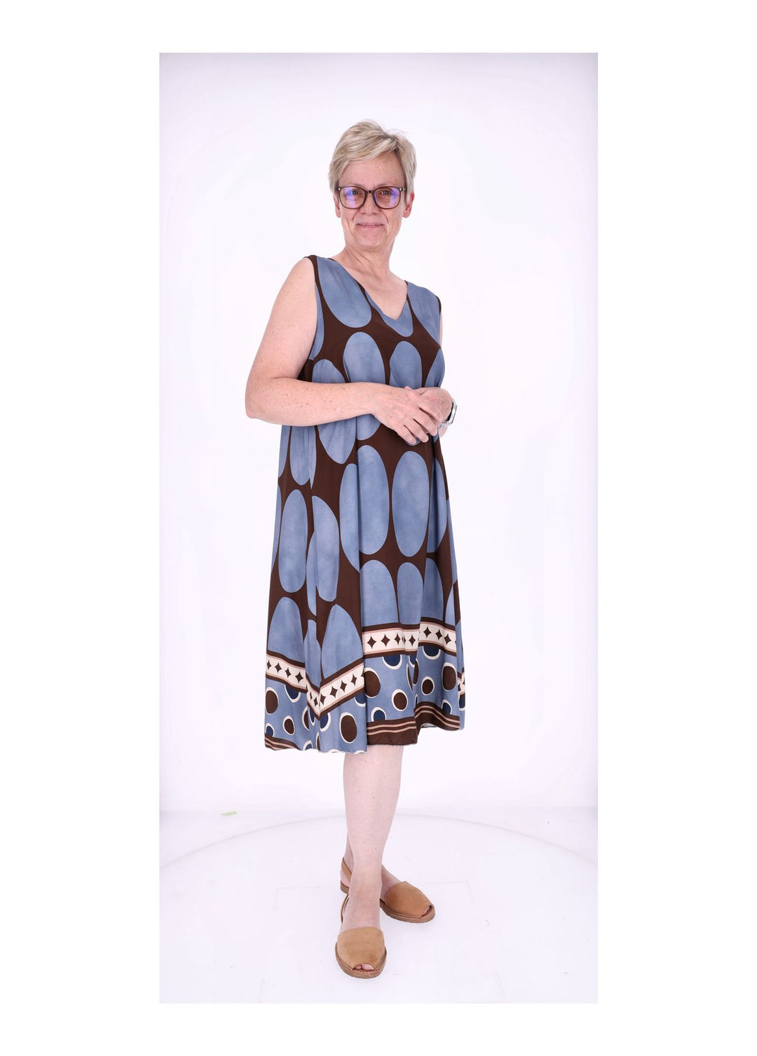 Kleid V-Ausschnitt AOP große Punkte