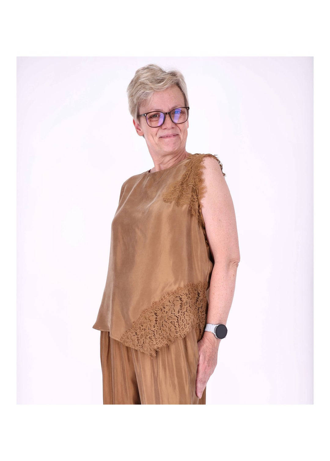 Top Damen Lingerie Asymetrisch Spitze am Saum und Arm