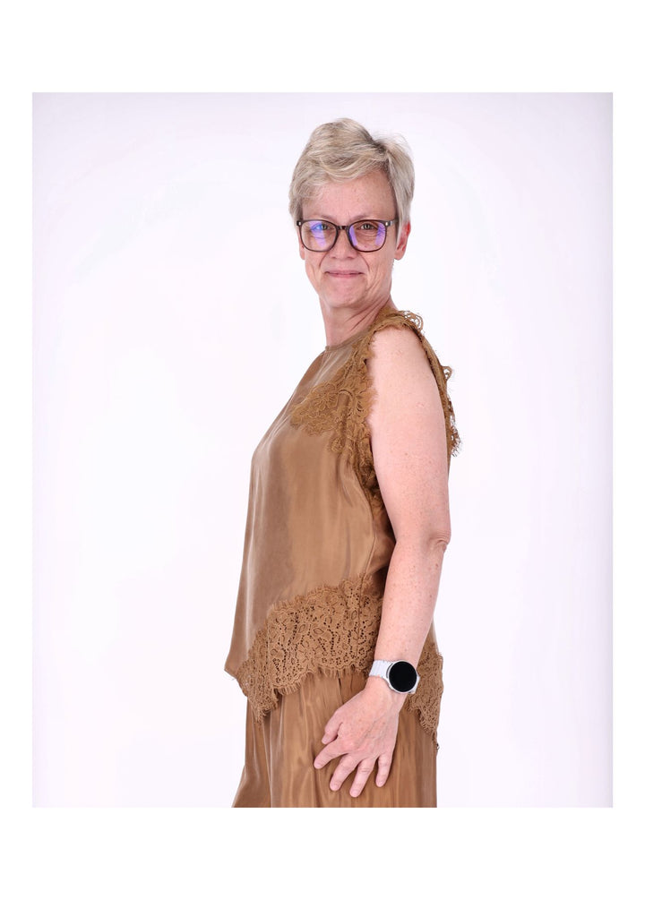 Top Damen Lingerie Asymetrisch Spitze am Saum und Arm