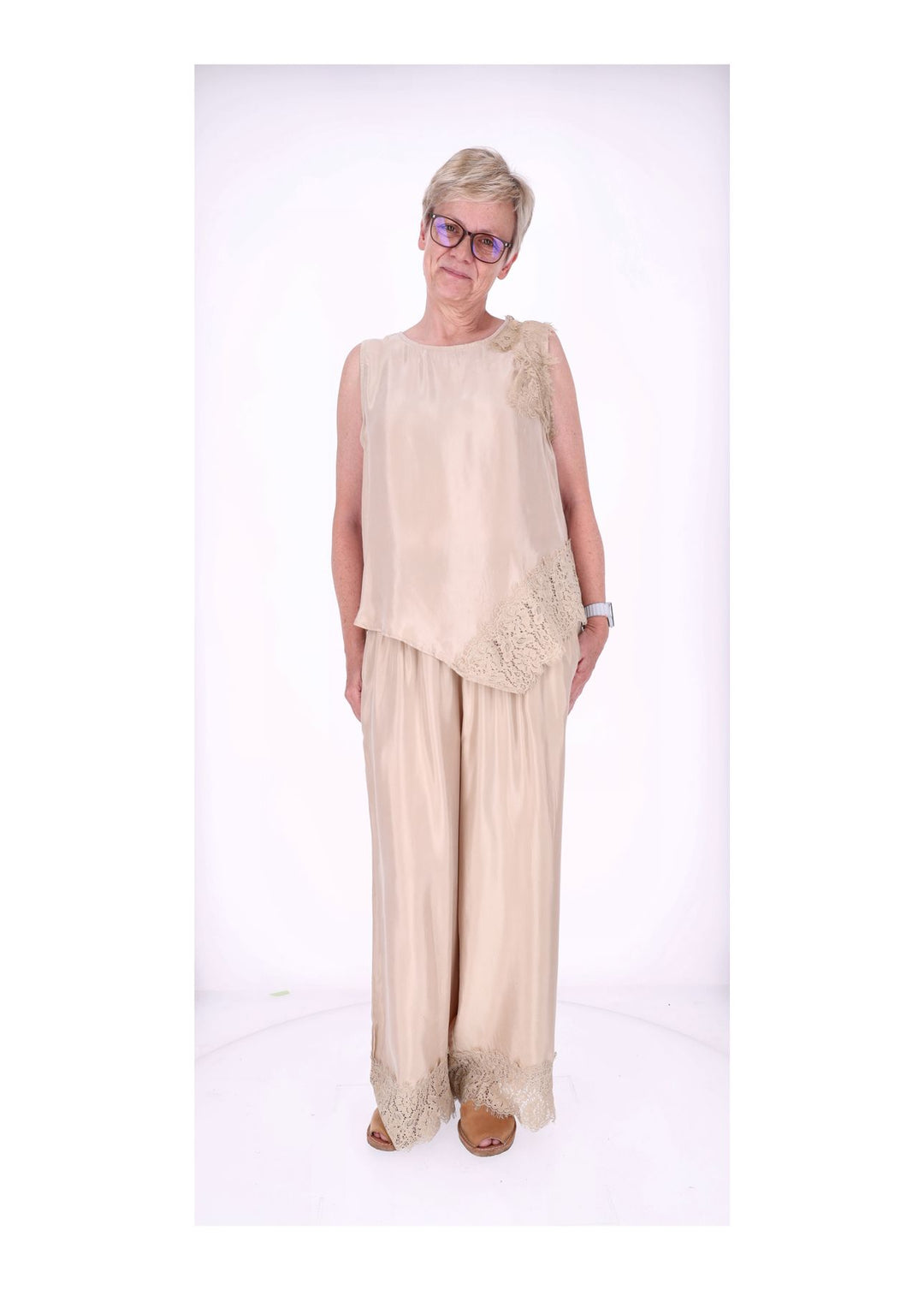 Top Damen Lingerie Asymetrisch Spitze am Saum und Arm