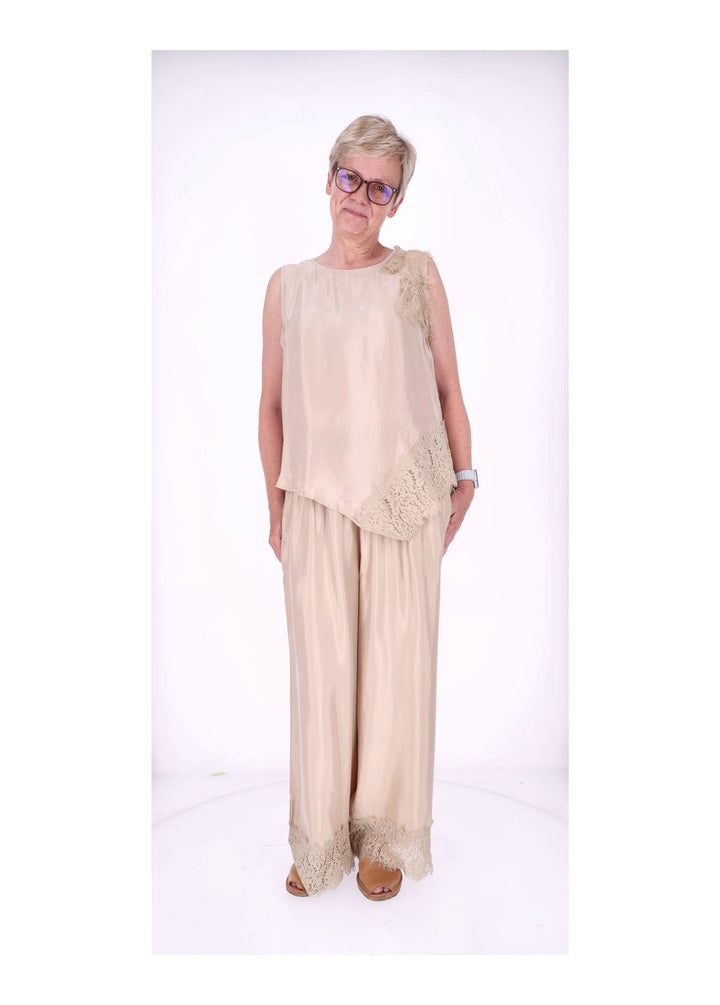 Top Damen Lingerie Asymetrisch Spitze am Saum und Arm