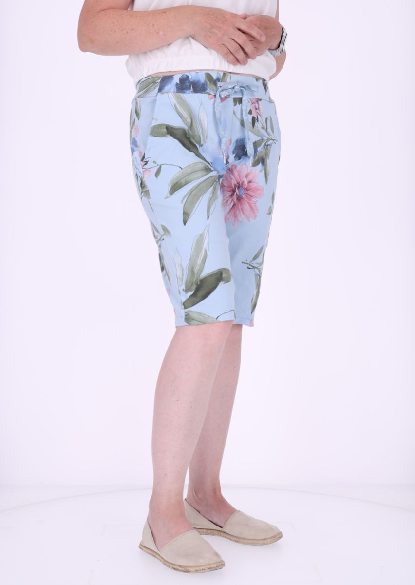 Short Damen Tunnelzug AOP Blüten