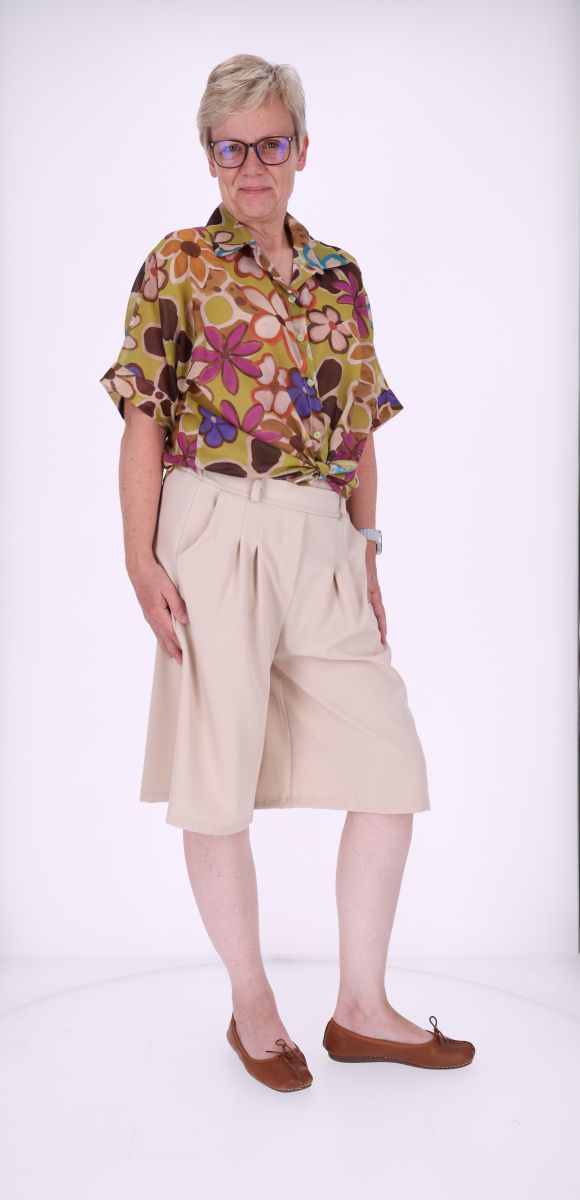 Short Damen Knielang