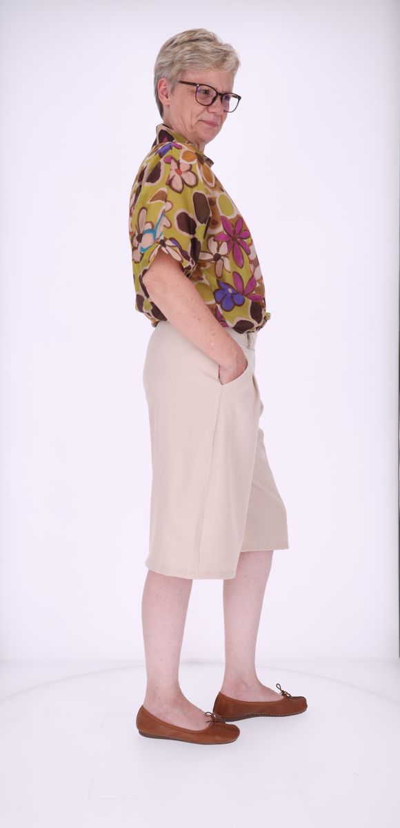 Short Damen Knielang