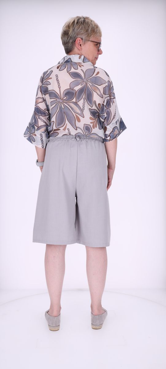 Short Damen Knielang