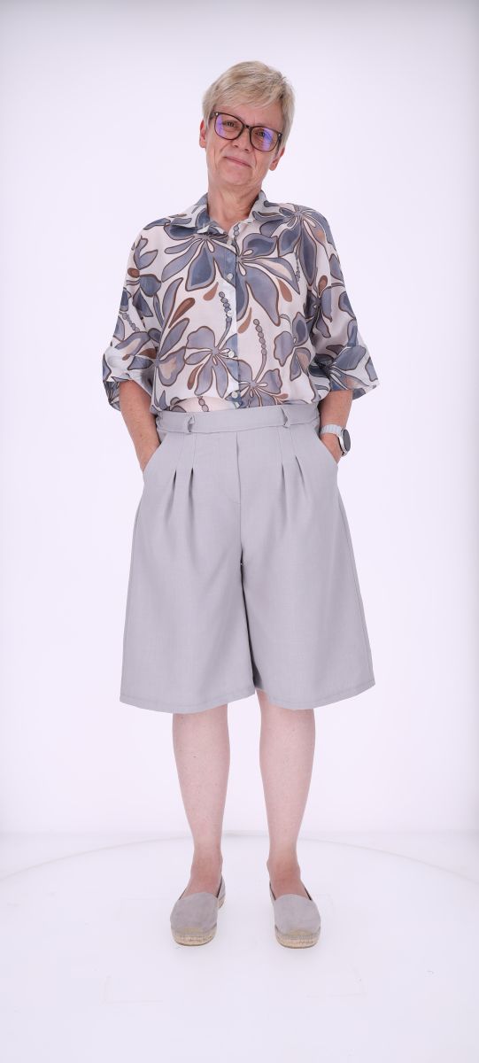 Short Damen Knielang