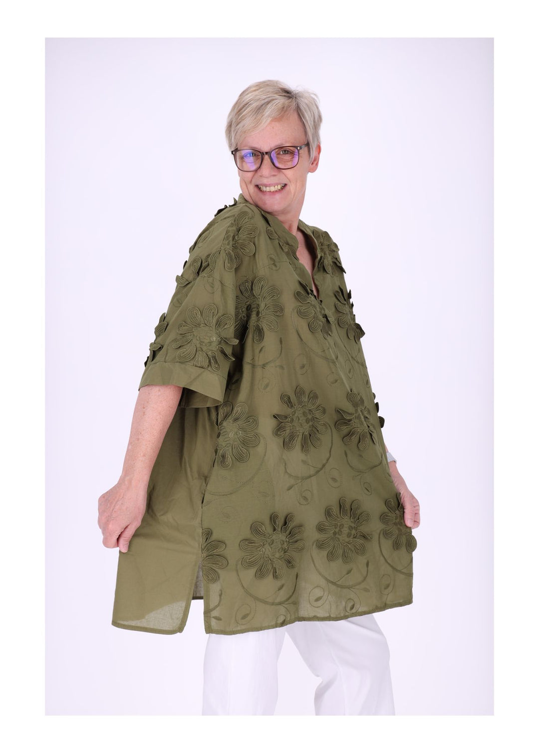 Longshirt Kragen V-Ausschnitt Blüten 3D