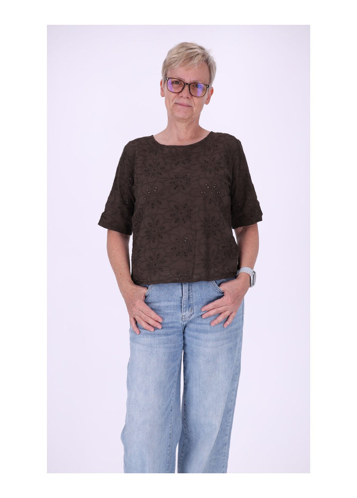 T-Shirt Damen Lochmusterhinten geknöpft