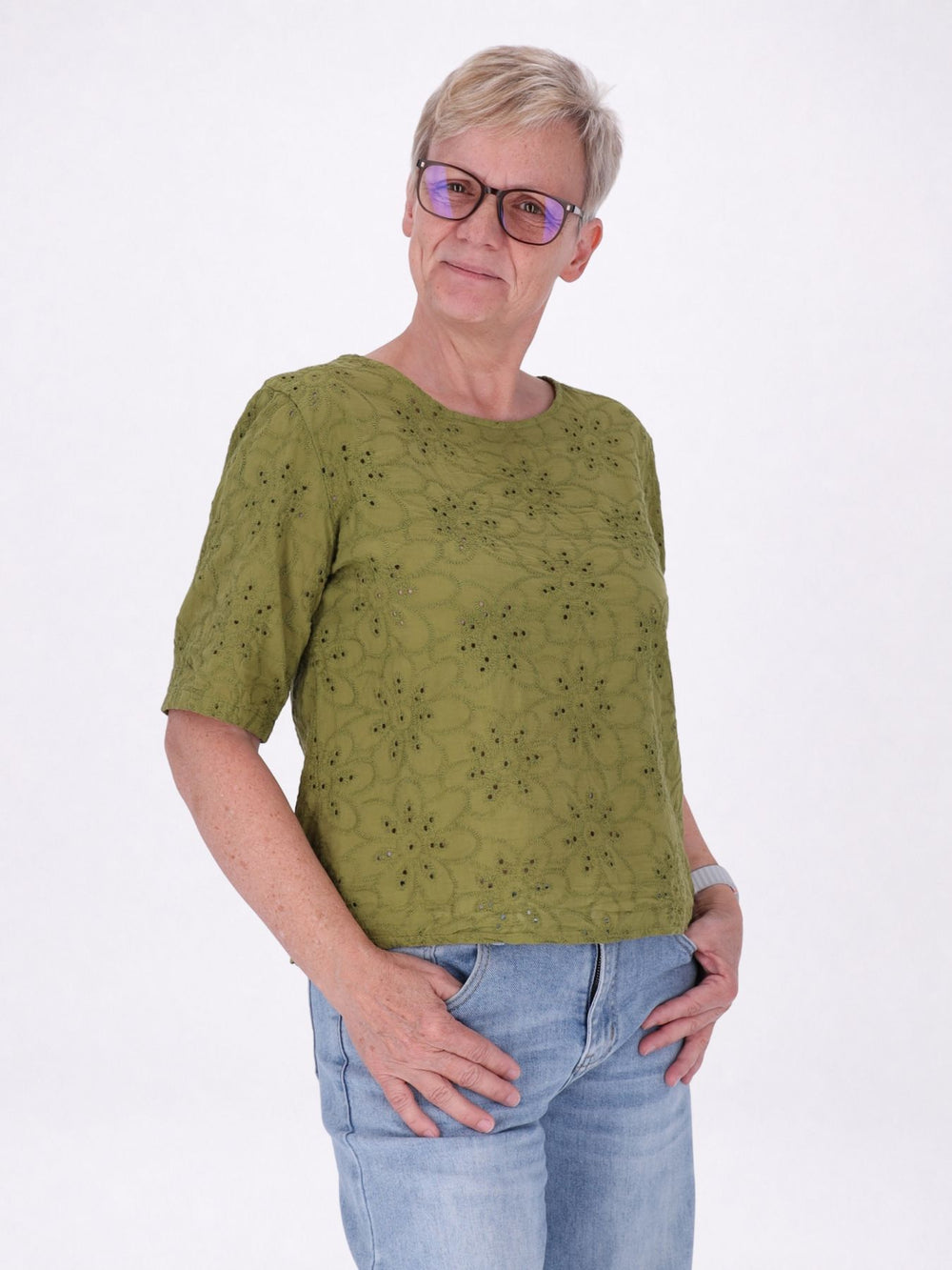 T-Shirt Damen Lochmusterhinten geknöpft in Olivengrün