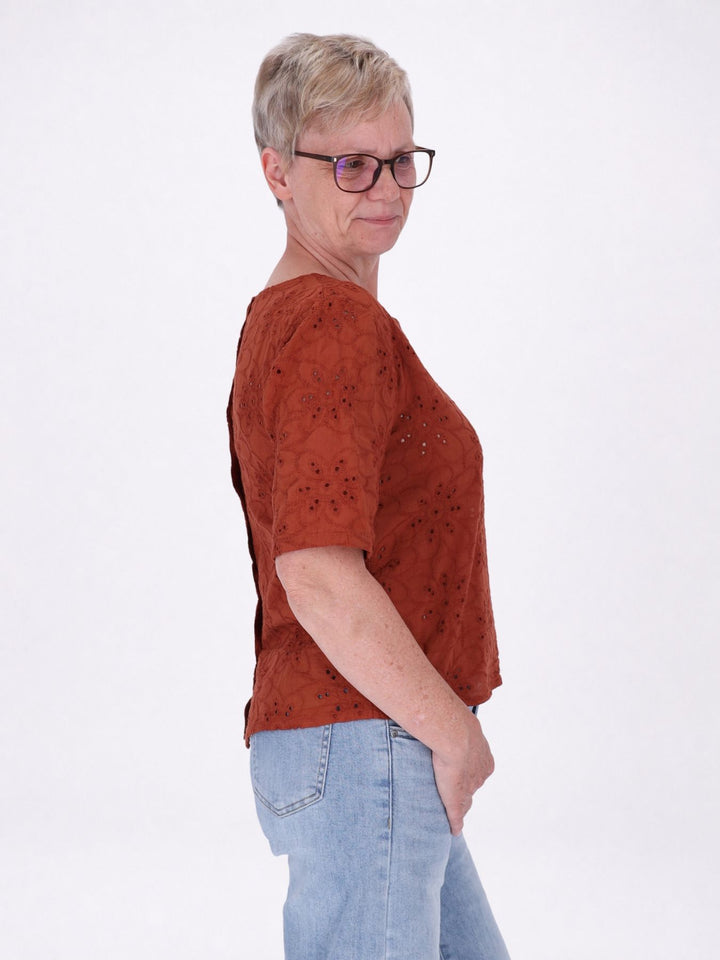 T-Shirt Damen Lochmusterhinten geknöpft - rostrot