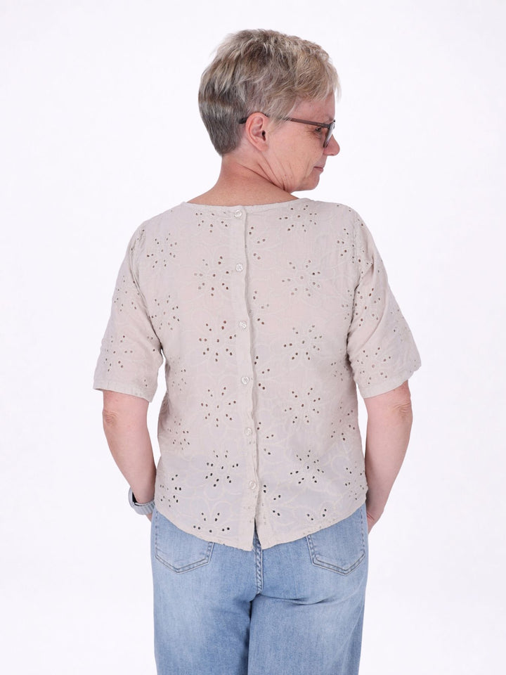T-Shirt Damen Lochmusterhinten geknöpft -beige
