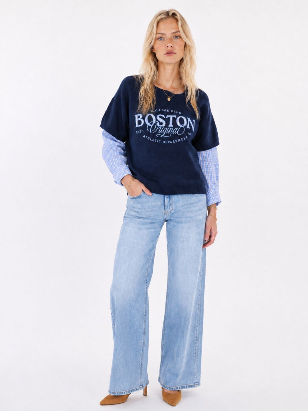 Damen Strickpullover im 2-in-1-Look mit karierten Blusenärmeln – Navy & Hellblau