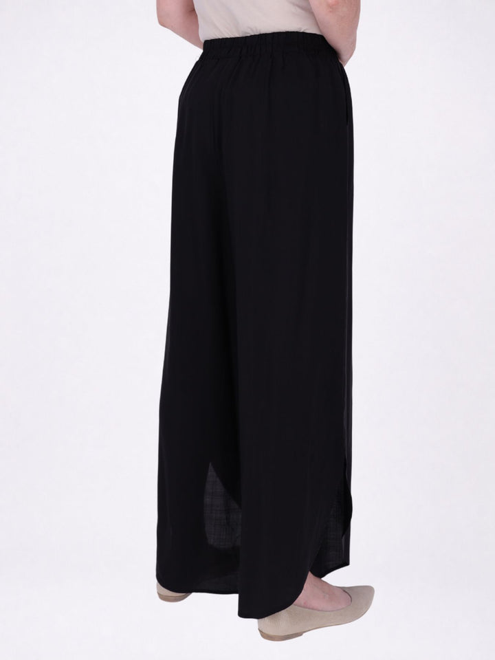 Hose Damen Barrel Schnitt Short unterlegt in Schwarz