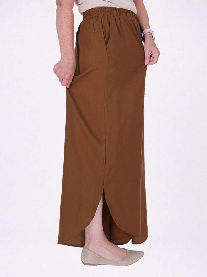 Hose Damen Barrel Schnitt Short unterlegt in Braun