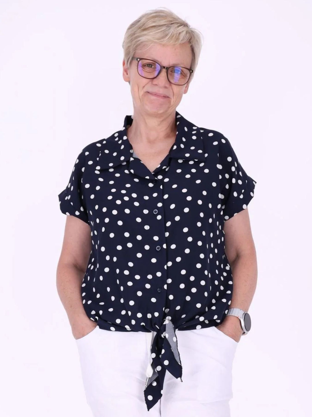 Bluse zum binden AOP Punkte