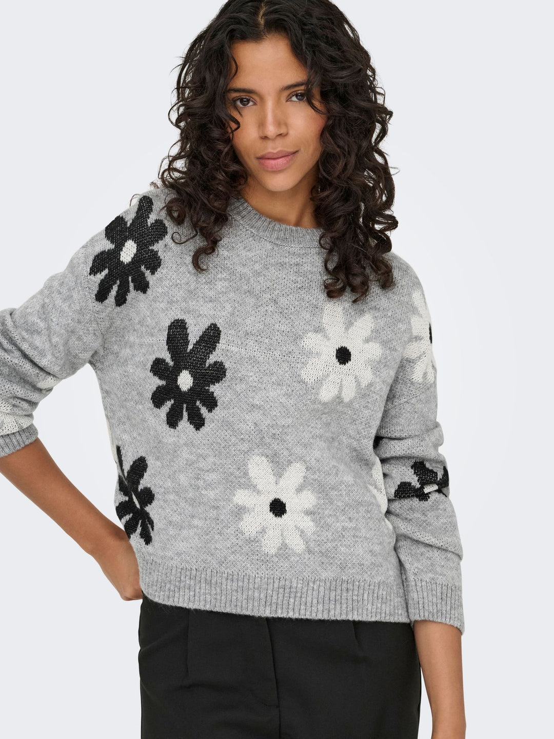 ONLFREESIA LS FLOWER O-NECK KNT NOO