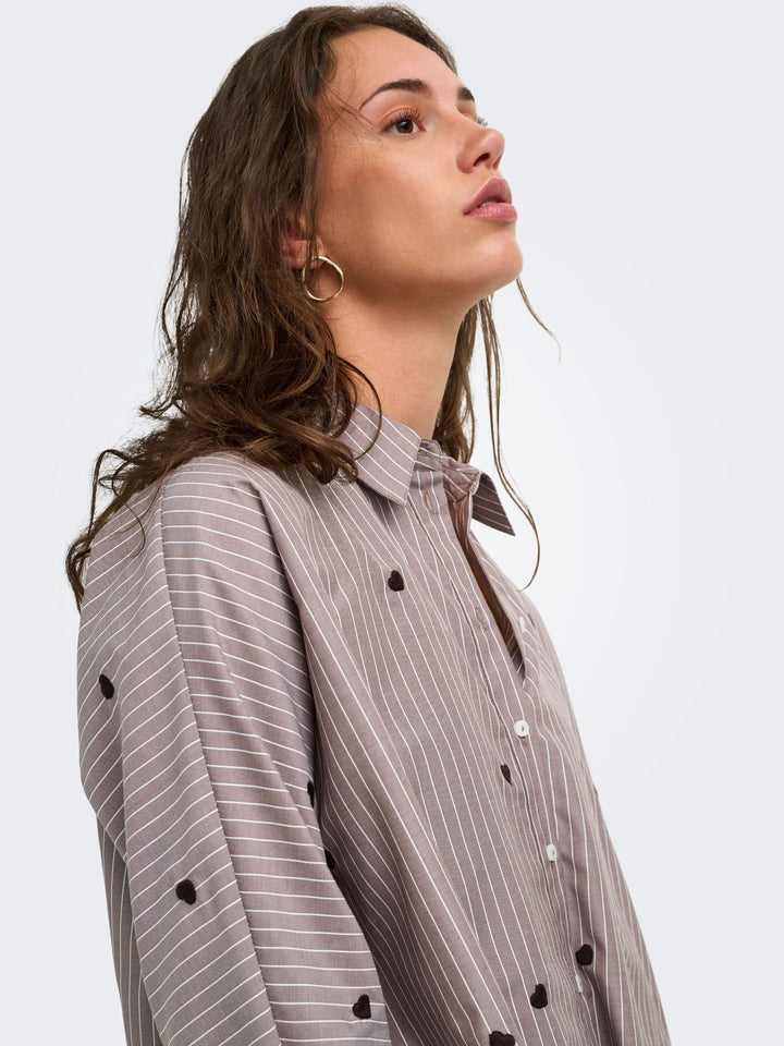 ONLNEW LINA GRACE STR EMB SHIRT NOO