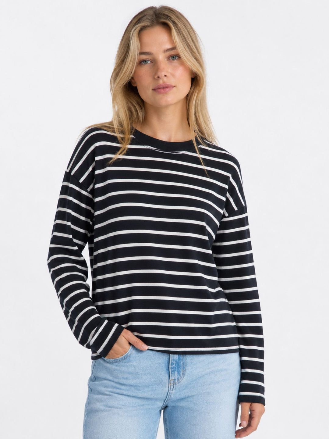 ONLHAPPY L/S O-NECK STRIPE TEE JRS Black/Cloud dancer lena