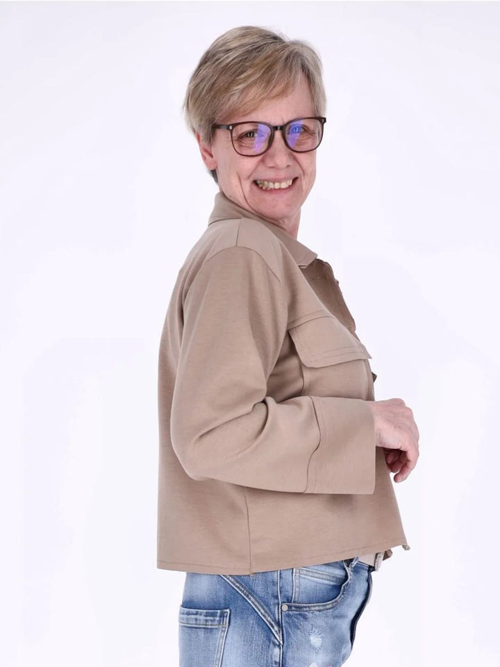 Sewatjacke Damen Hemdkragen Klapptaschen Knopfleiste