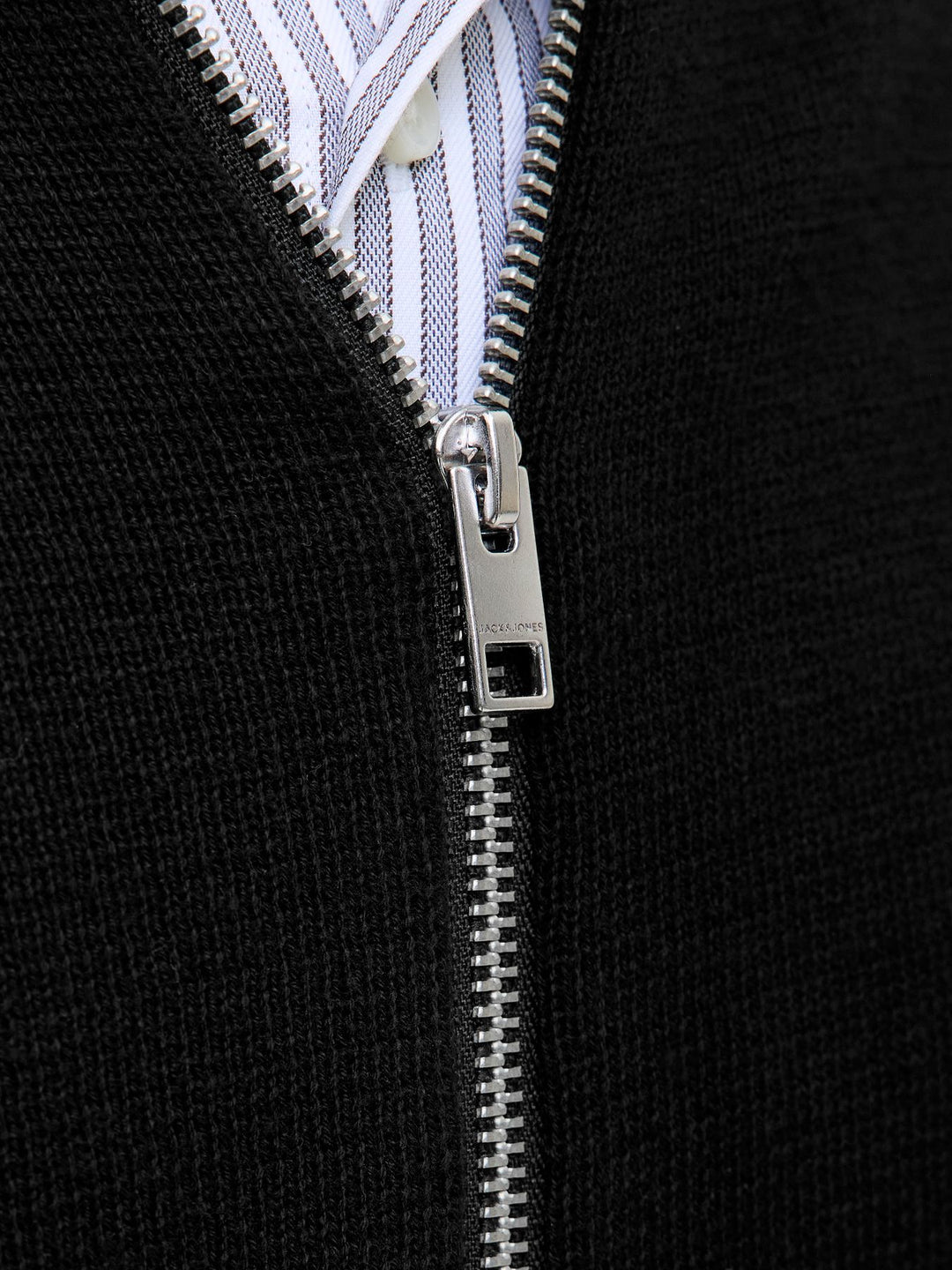 JPRBLAMILANO STITCH HIGH NECK CARDI