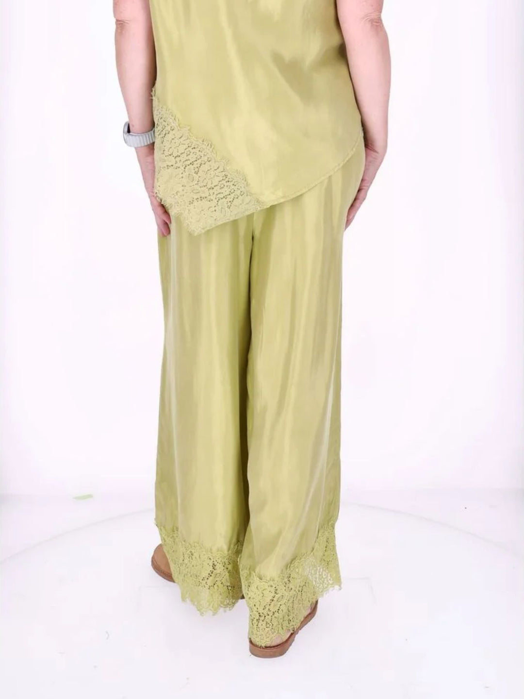 Damen Hose mit Spitzenabschluss – Grün