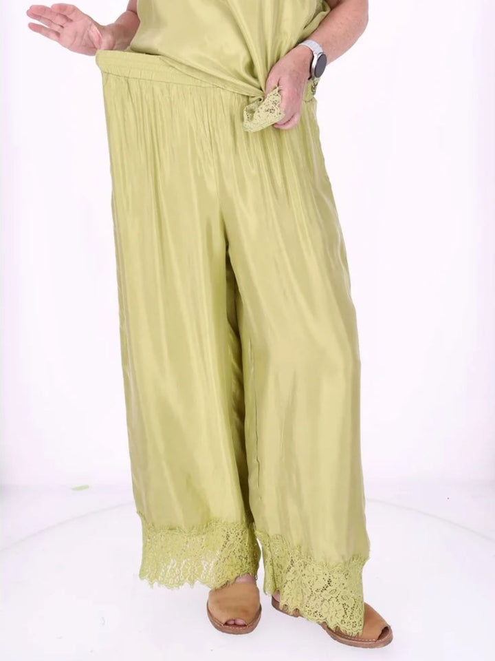 Damen Hose mit Spitzenabschluss – Grün