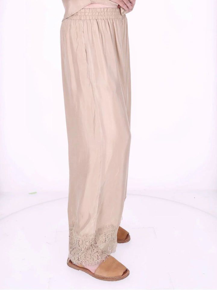 Damen Hose mit Spitzenabschluss – Beige