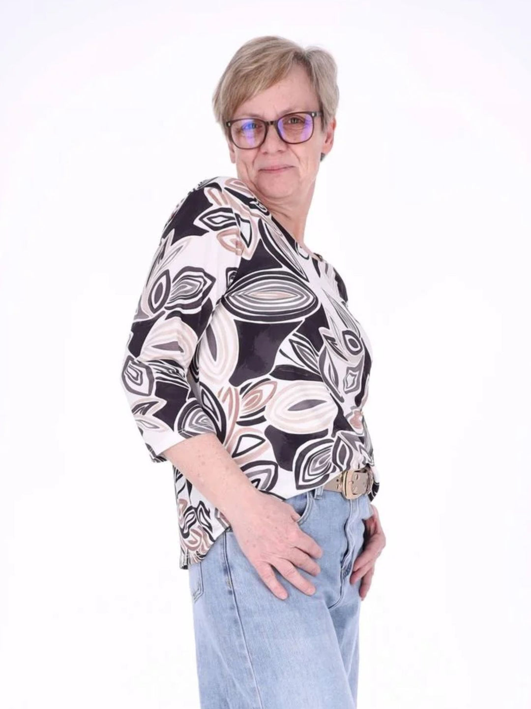 Damen Shirt mit 3/4-Ärmeln und Allover-Print – Schwarz