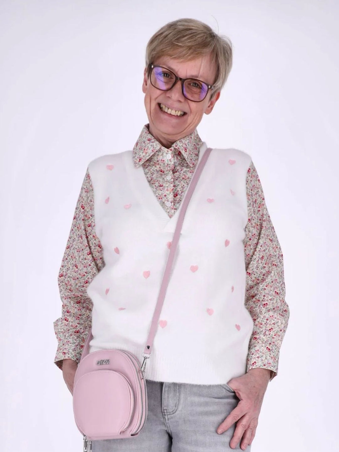 Damen 2-in-1 Strick-Pullunder mit Bluse und Herzmuster – Weiß